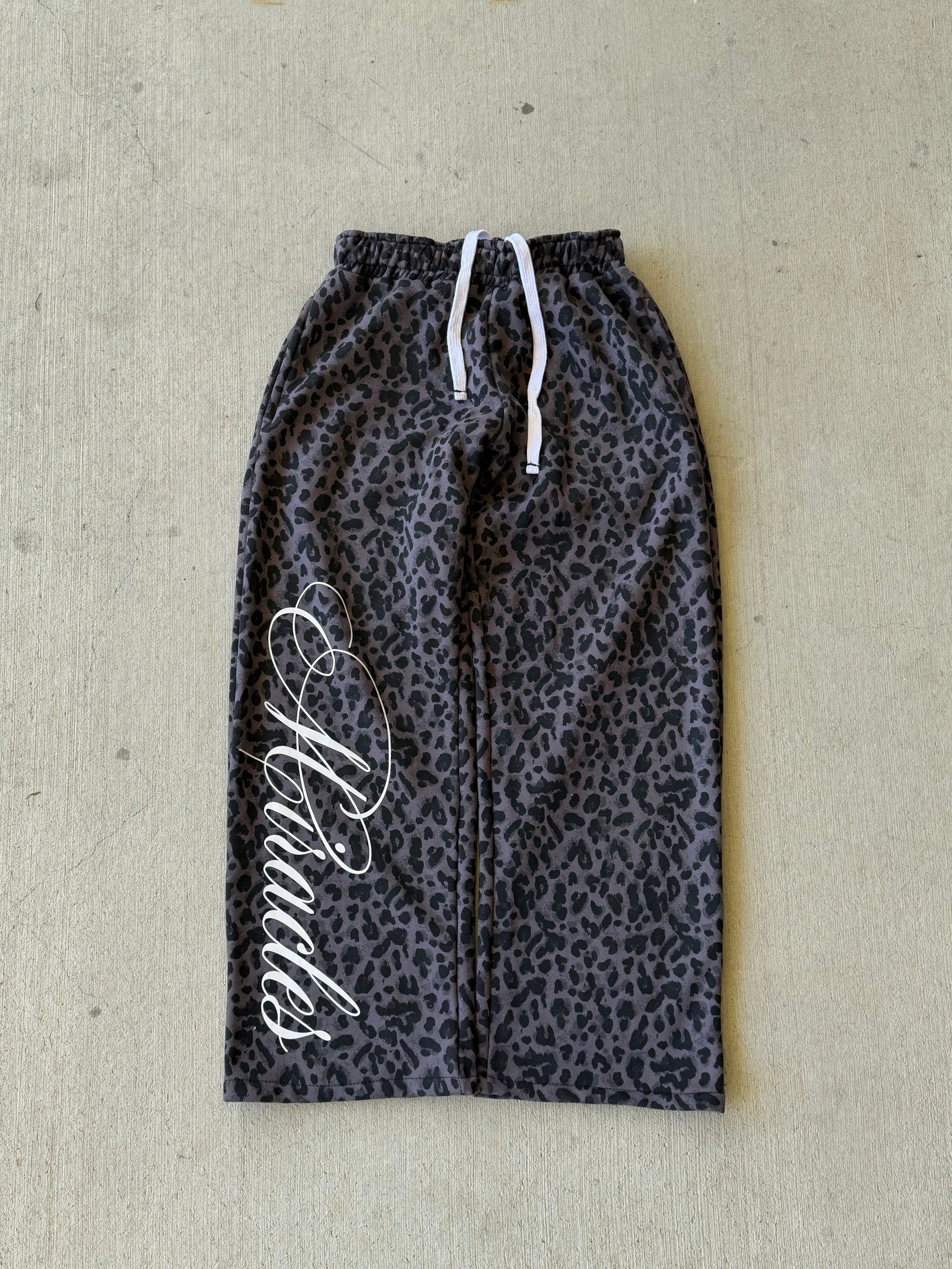 "OBSIDIAN" SWEATS